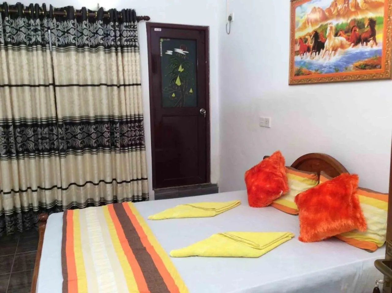 Yoho R K Tourist Villa Negombo 3*,  Srí Lanka