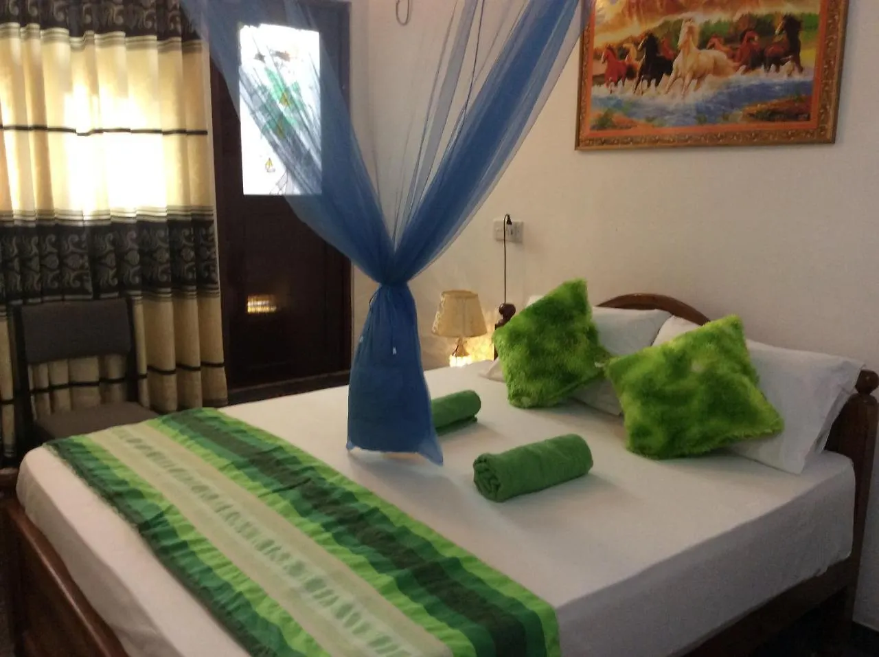 Yoho R K Tourist Villa Negombo 3*,  Srí Lanka