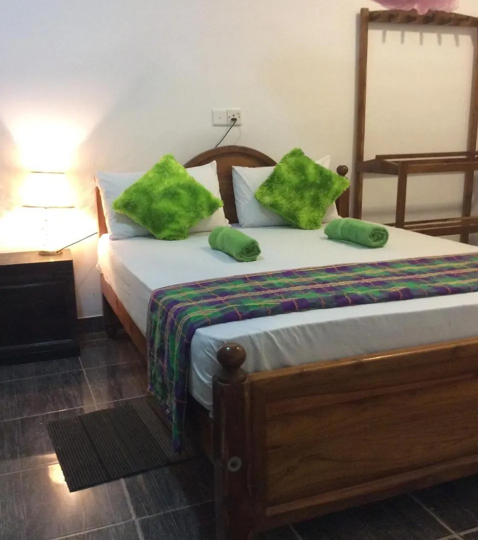 Yoho R K Tourist Villa Negombo Srí Lanka
