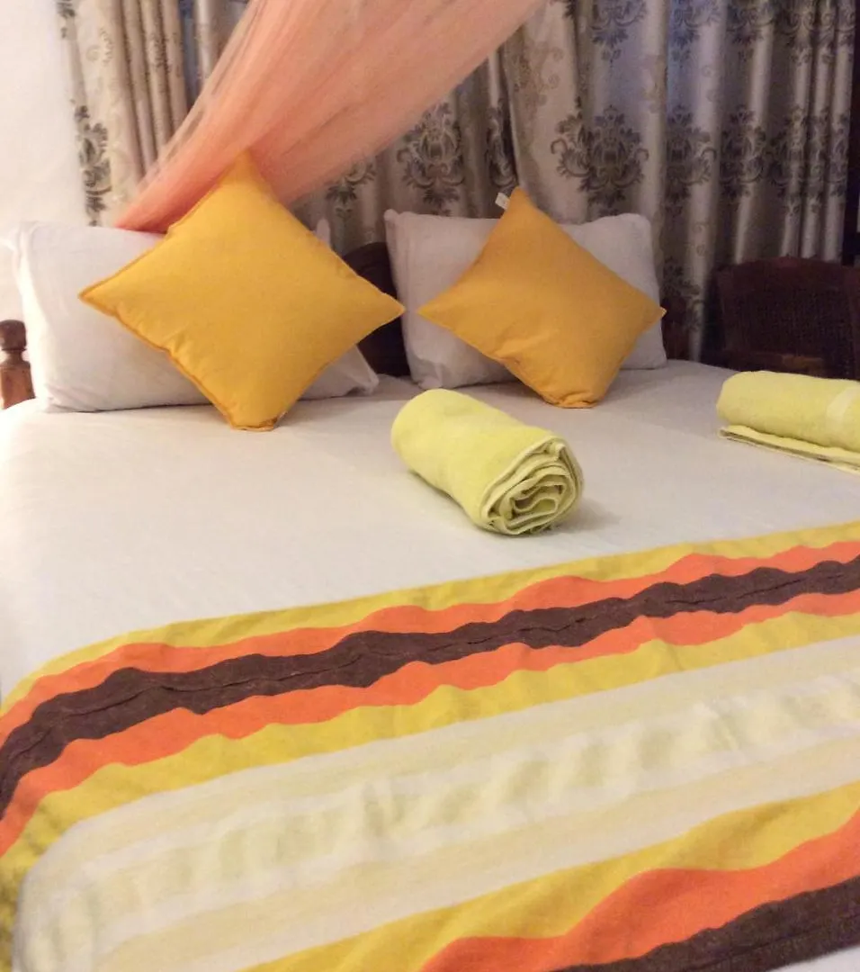 Yoho R K Tourist Villa Negombo 3*,